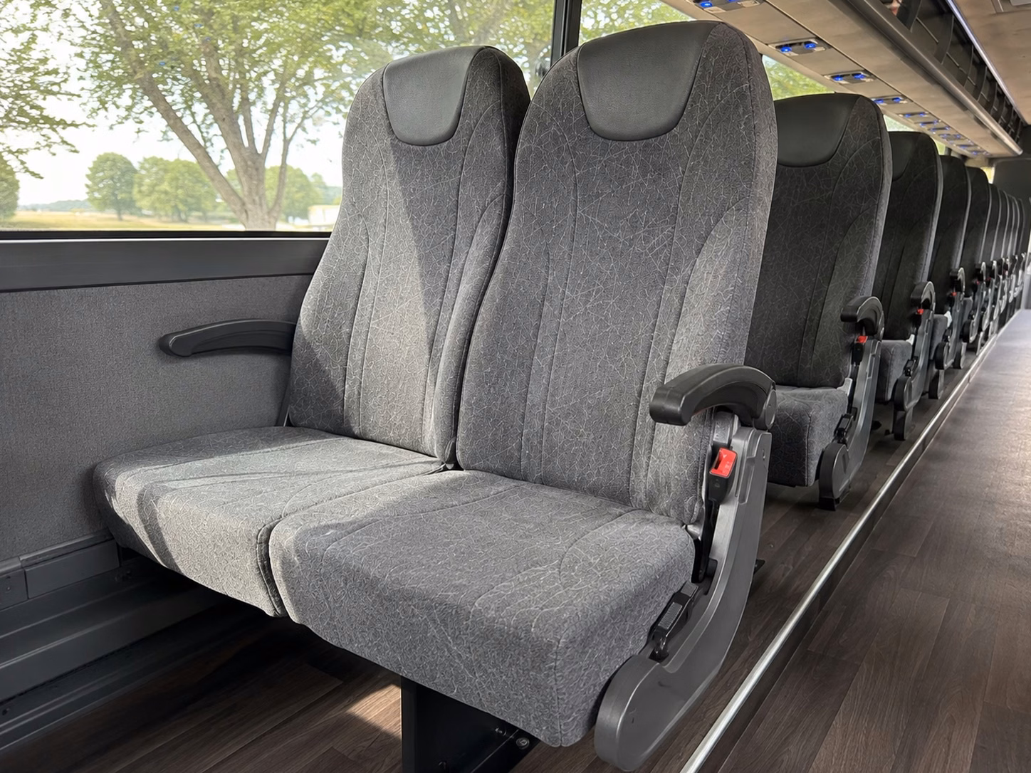 let charterbusrentalsandyspringsga com handle the wedding transportation so you can focus on the celebration